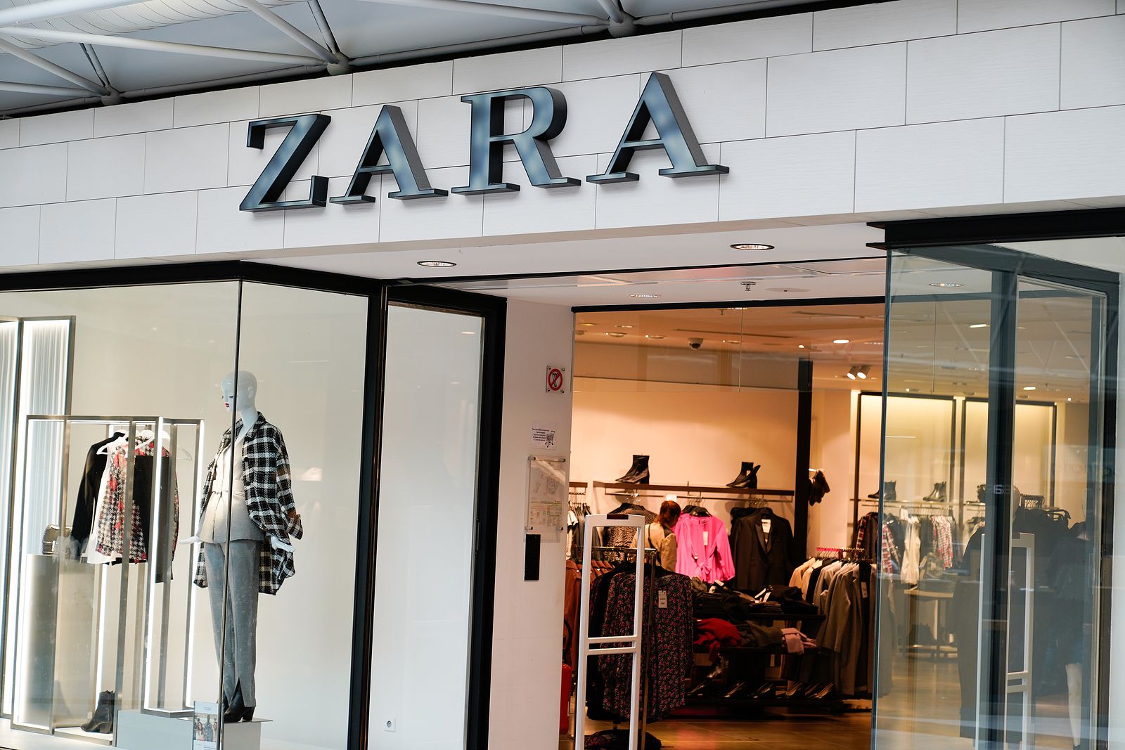 Los secretos de Zara que jamás te contarán sus