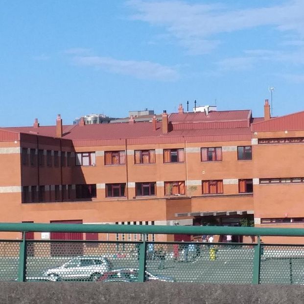 Una mujer muerde a un hombre en Gijón arrancándole parte del mentón tras mantener una discusión. Foto: Europa Press