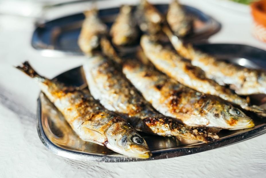Evita que tu casa huela a chiringuito si cocinas sardinas en casa Foto: bigstock