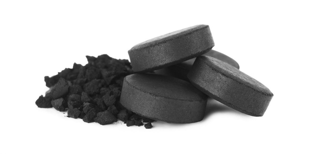 El carbón activado como alimento detox: pocos beneficios, algunos riesgos