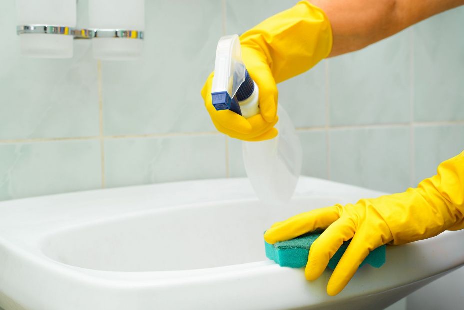 Los baños de los hombres acumulan más bacterias y hongos que los de las mujeres Foto: bigstock