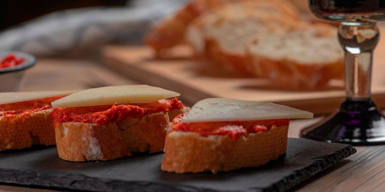 El Secreto De Las Tostas De Sobrasada Y Queso